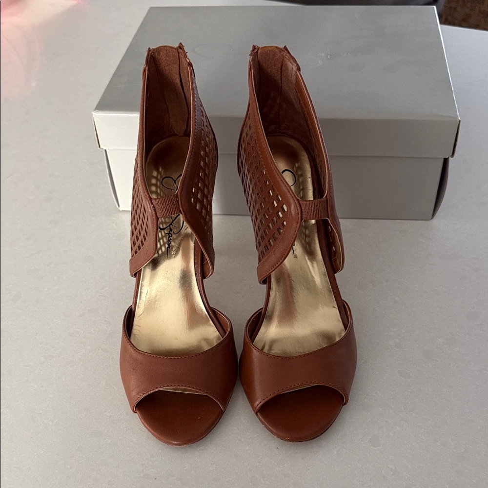 Jessica Simpson Brown Peep-Toe Heels